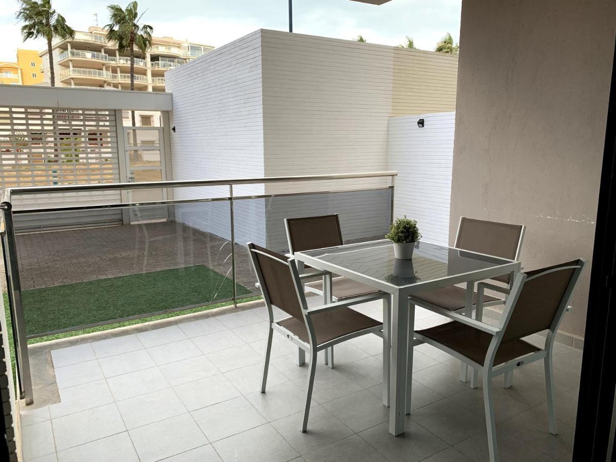 Apartamento Con Jardin En Primera Linea De Playa Con Parking Y Piscina Пеніскола Екстер'єр фото