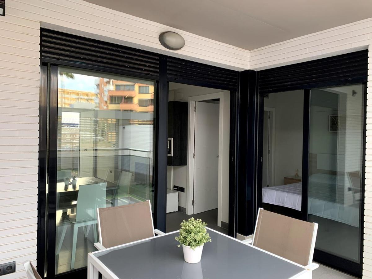 Apartamento Con Jardin En Primera Linea De Playa Con Parking Y Piscina Пеніскола Екстер'єр фото