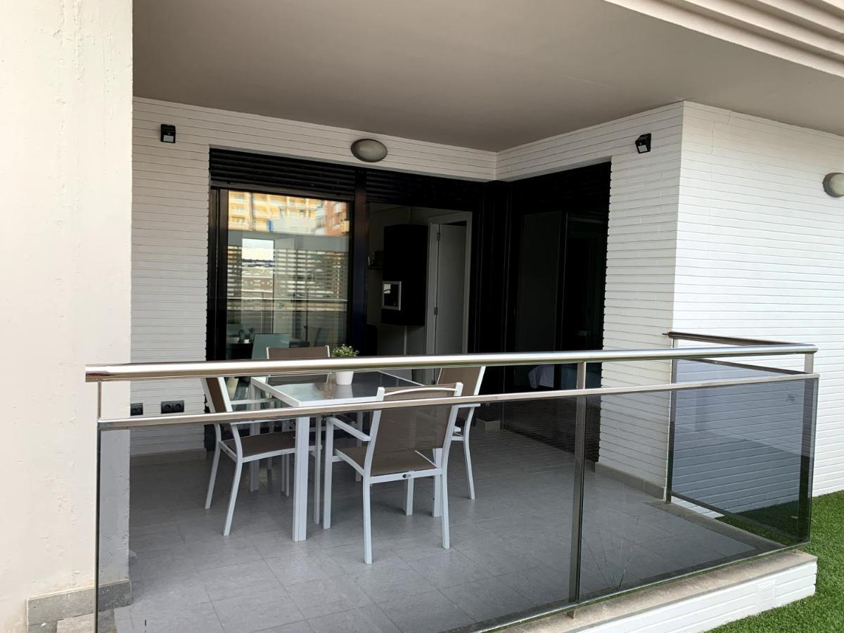 Apartamento Con Jardin En Primera Linea De Playa Con Parking Y Piscina Пеніскола Екстер'єр фото